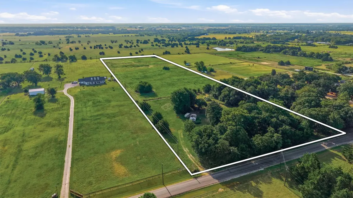 1614 W Line Road, Whitesboro, TX 76273 - #1