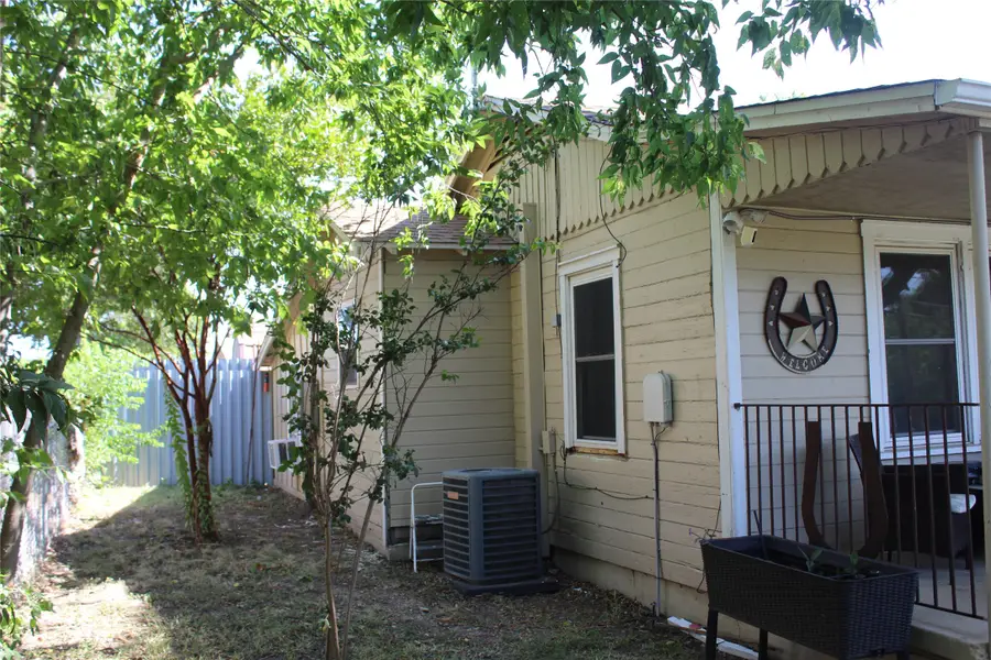2311 Bridge Street, Gatesville, TX 76528 - #3