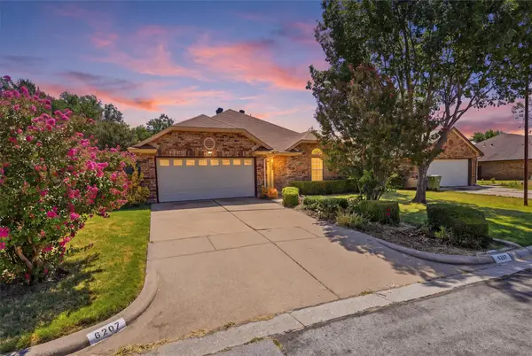 6207 Declaration Drive, Arlington, TX 76002