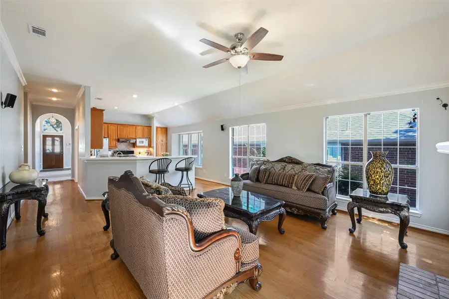 1004 Tennison Drive, Euless, TX 76039 - #2