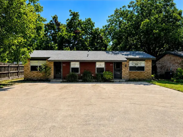 303 Elliott Street, Arlington, TX 76013