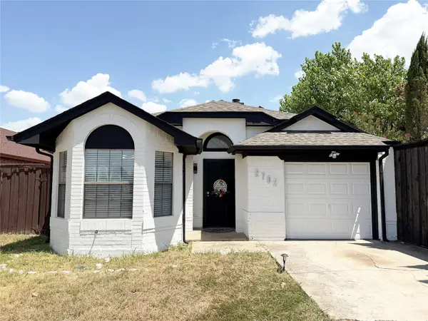 2702 Game Lake Drive, Irving, TX 75060