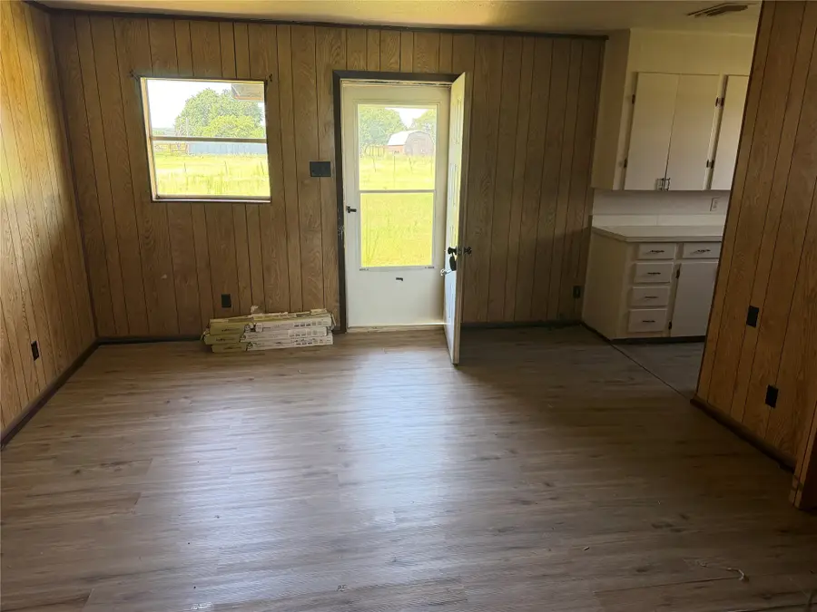 5401 Hwy 36, Comanche, TX 76442 - #2