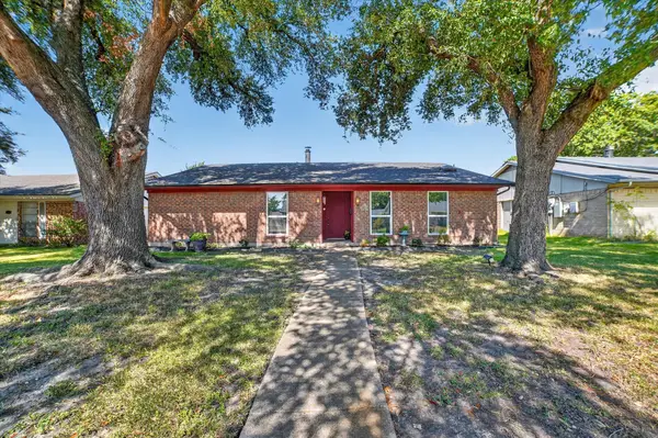 1413 Long Shadow Lane, Mesquite, TX 75149