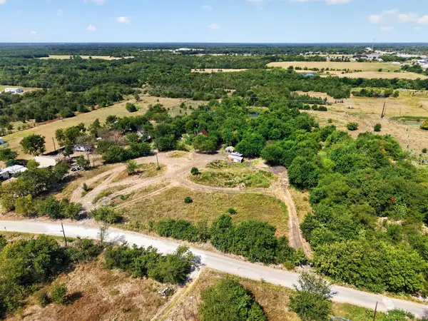 9784 Taylor Drive, Quinlan, TX 75474