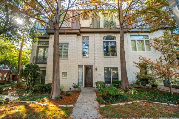 2716 Hibernia Street, Dallas, TX 75204