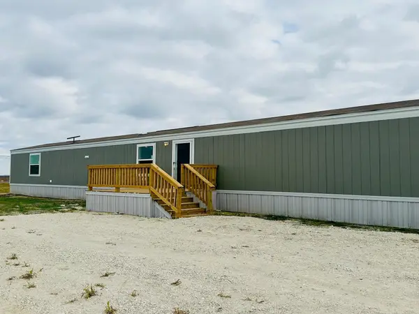 703 Sun Land Circle, Dawson, TX 76639