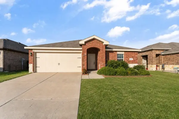 2427 Karnack Drive, Forney, TX 75126