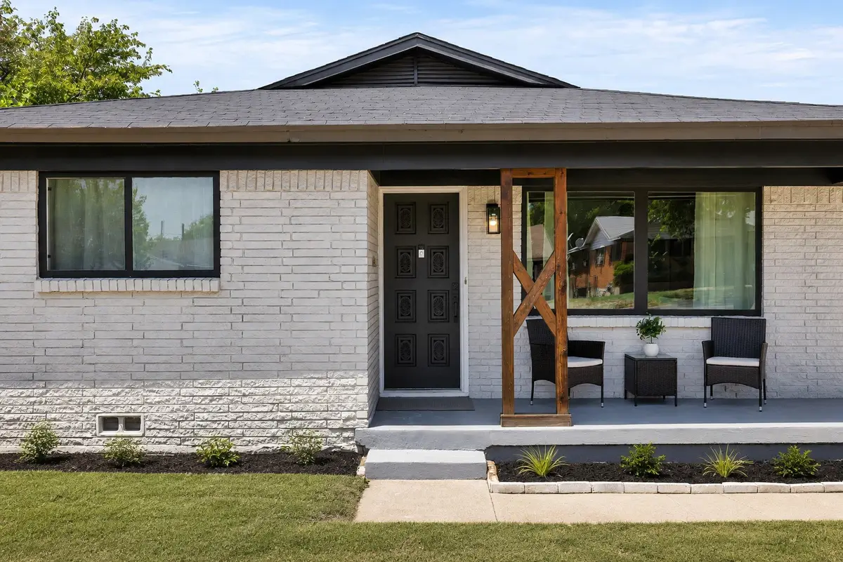 2915 Clinton Avenue, Fort Worth, TX 76106 - #1