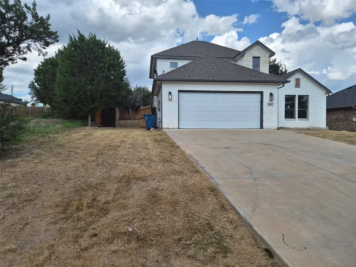 5817 Stonegate Circle, Granbury, TX 76048 - #1