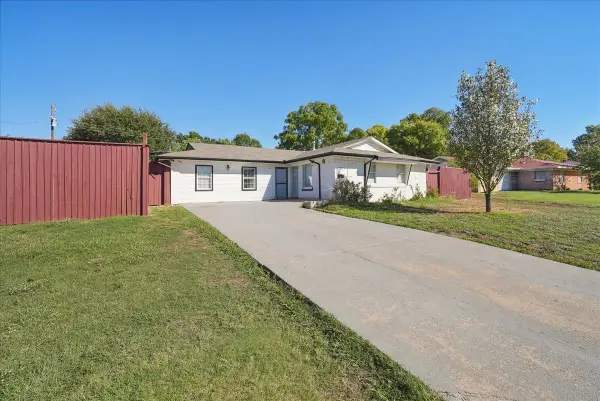 2515 North Parkway, Mesquite, TX 75149