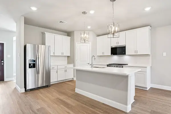 3515 Bastrop Drive, Farmersville, TX 75442