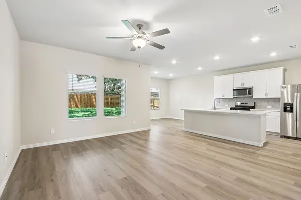 3513 Bastrop Drive, Farmersville, TX 75442