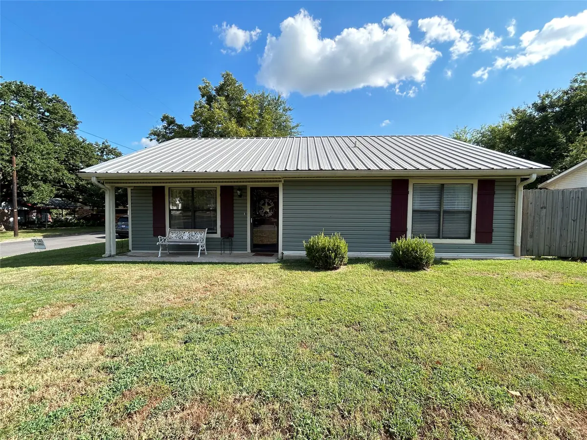 601 Locust Street S, Sulphur Springs, TX 75482 - #1