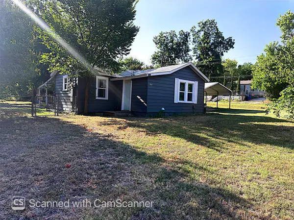 616 Astoria Avenue, Azle, TX 76020