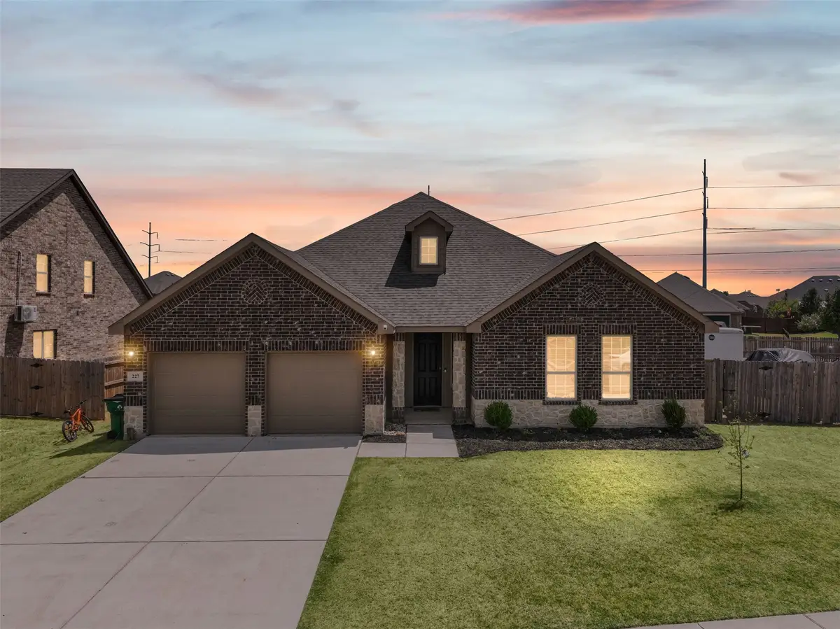 227 Hackney Street, Waxahachie, TX 75165 - #1
