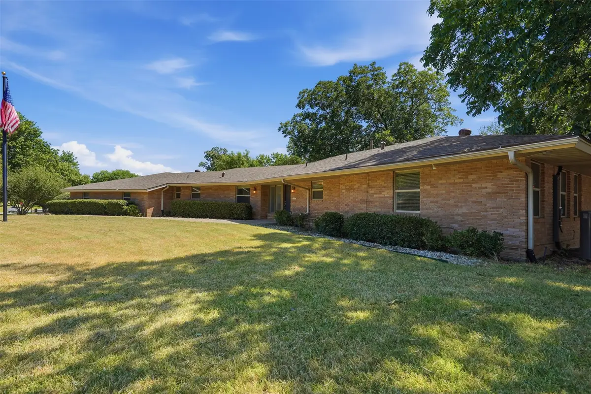 3202 S Country Club Road, Garland, TX 75043 - #1