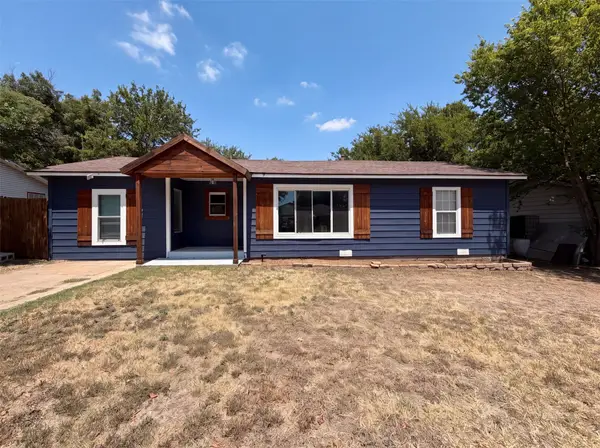 1012 Turner Street, Cleburne, TX 76033