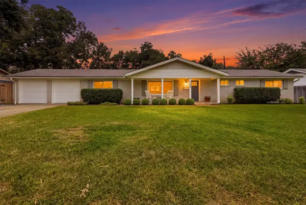 6908 Wycliff Street, Fort Worth, TX 76116