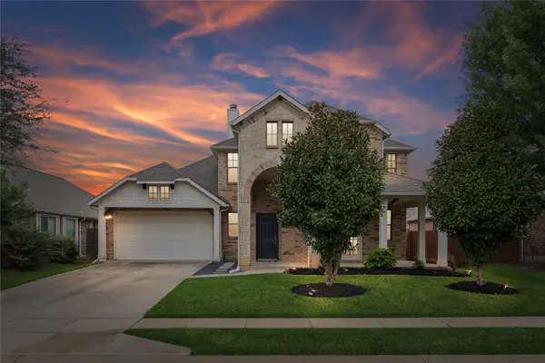 1121 Ponderosa Drive, Aubrey, TX 76227