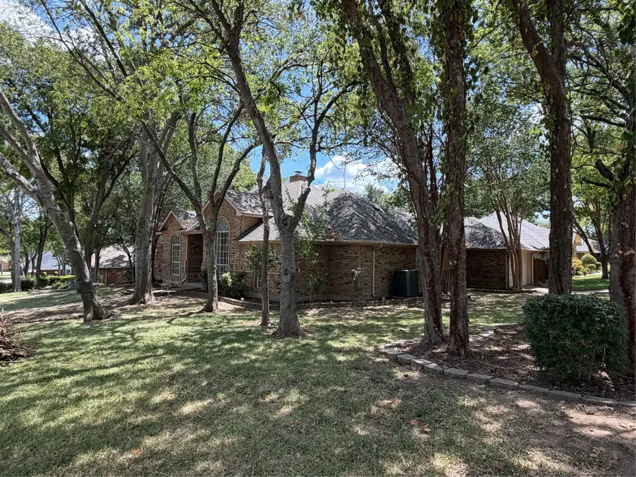 1307 Sequoia Drive, Grand Prairie, TX 75052 - #2