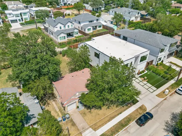 3865 Wemdon Drive, Dallas, TX 75220