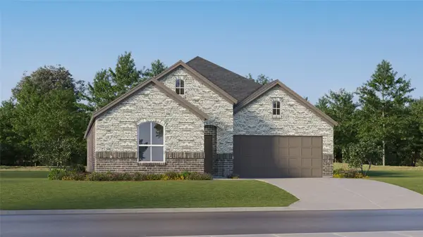 348 Sambal Drive, Fort Worth, TX 76140