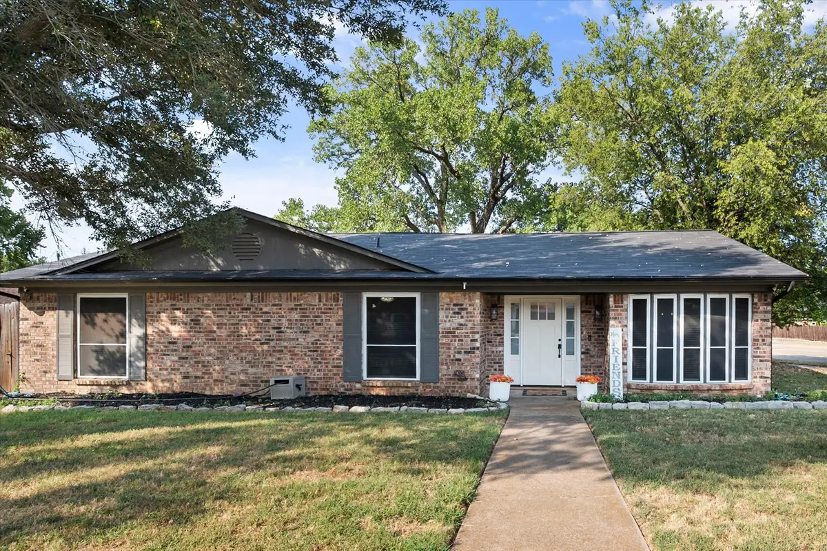 767 NW Ann Lois Lane, Burleson, TX 76028 - #1