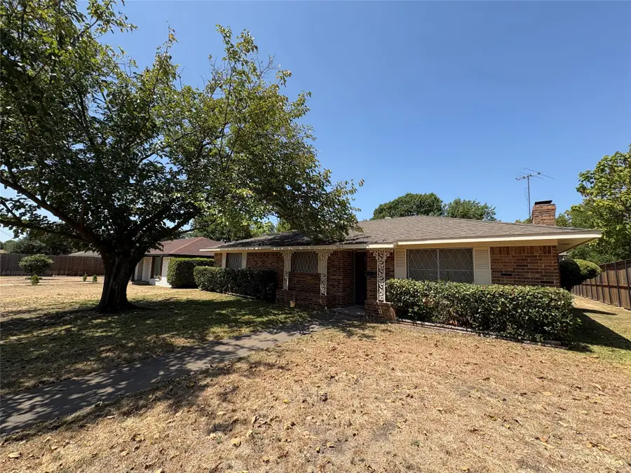 707 Kennedy Avenue, Duncanville, TX 75116 - #2