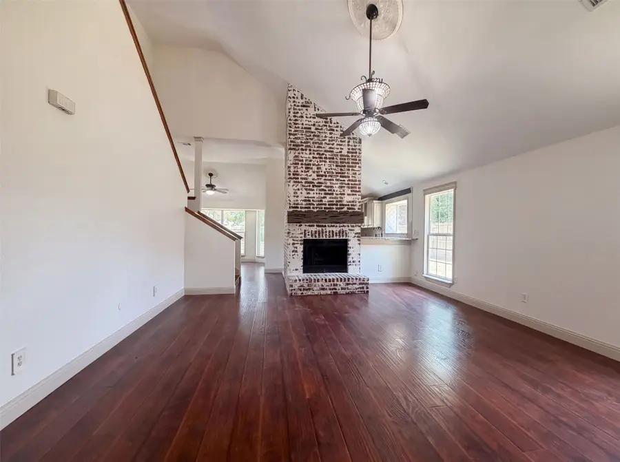 6315 Meadow Glen Drive, Arlington, TX 76018 - #3