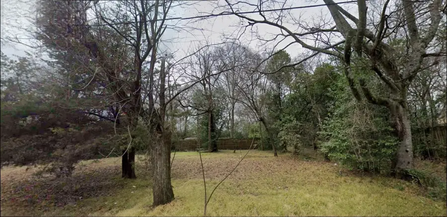 502 N Confederate Avenue, Tyler, TX 75702 - #2
