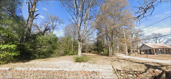 1303 W Lollar Street, Tyler, TX 75702