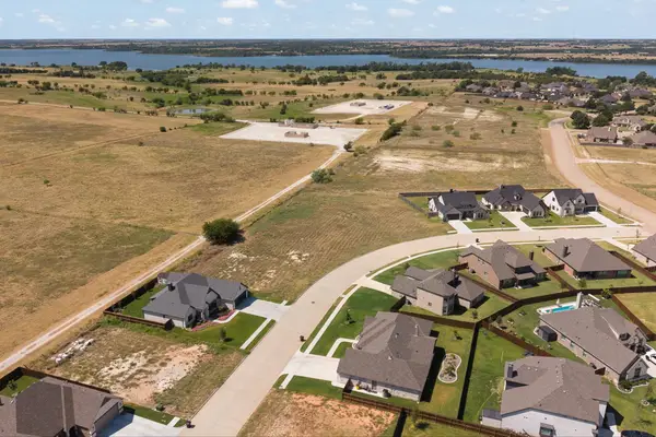 1823 Sudbury Drive, Cleburne, TX 76033