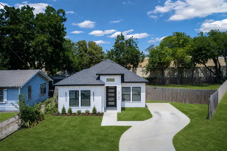 2749 Bethurum Avenue, Dallas, TX 75215 - #2