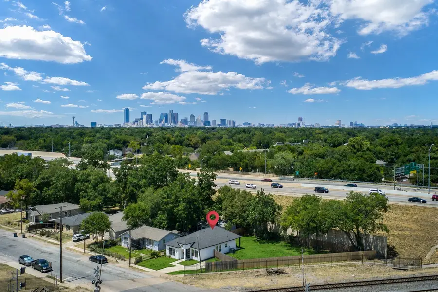 2749 Bethurum Avenue, Dallas, TX 75215 - #3