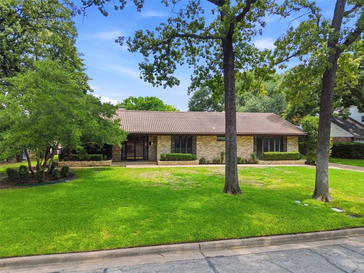 2308 Briarwood Boulevard, Arlington, TX 76013 - #1