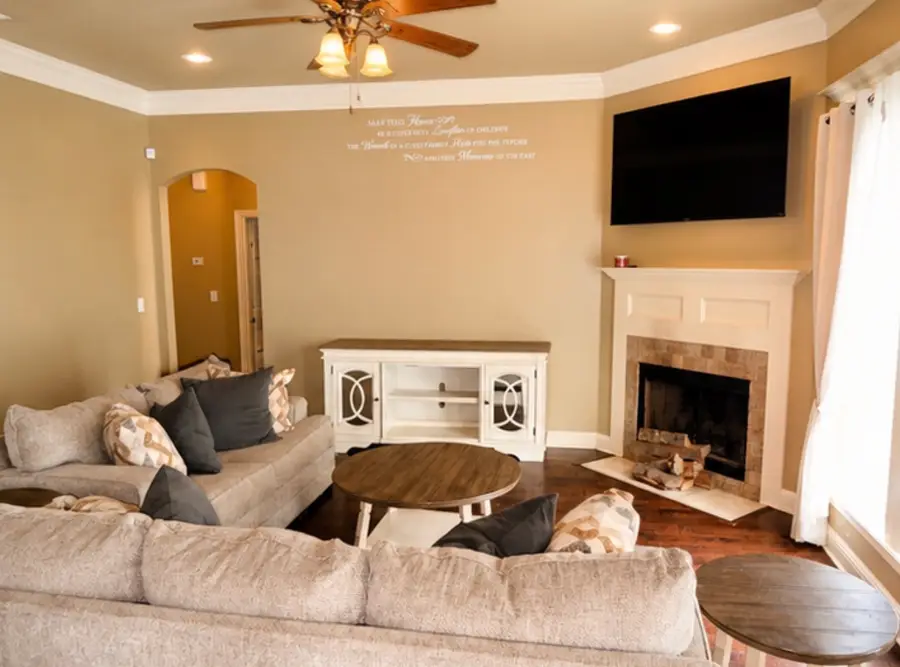 3848 Lakeside Drive, Shreveport, LA 71119 - #3