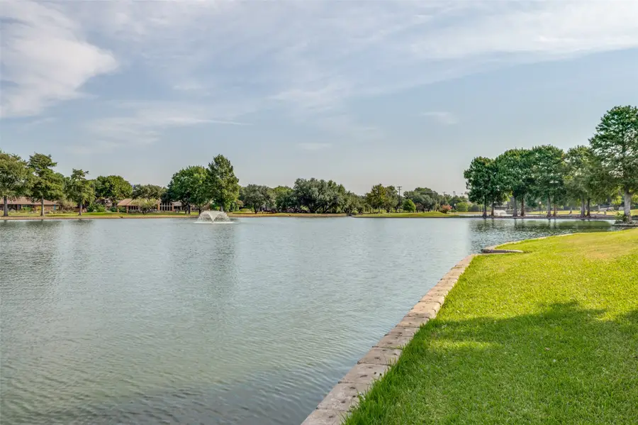 9 Country Lake Drive, Carrollton, TX 75006 - #2