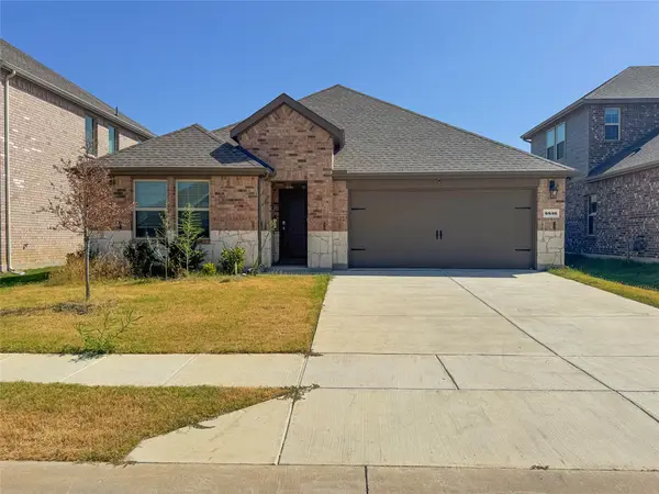 9836 High Grade Drive, Aubrey, TX 76227