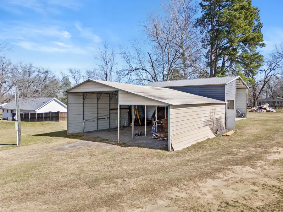 605 Dallas Street, Winona, TX 75792 - #3
