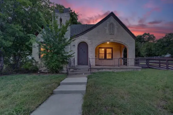 2813 E E. Rosedale Street, Fort Worth, TX 76105