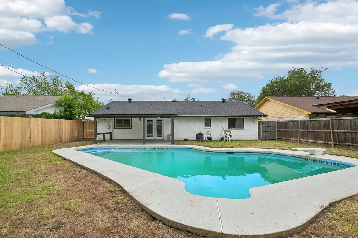 402 W Springdale Lane, Grand Prairie, TX 75052 - #1