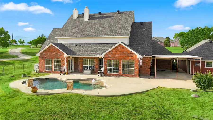 47 Preakness Place Road, Van Alstyne, TX 75495 - #2