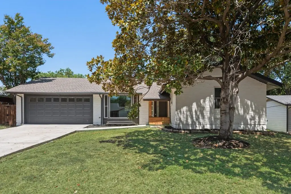 2017 Canterbury Street, Irving, TX 75062 - #1