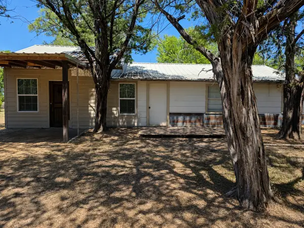 135 Giant Cedar Drive, Whitney, TX 76692