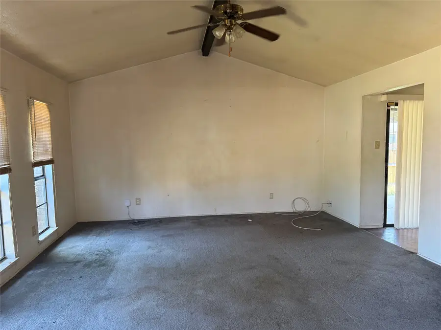 7310 Flameleaf Place, Dallas, TX 75249 - #2