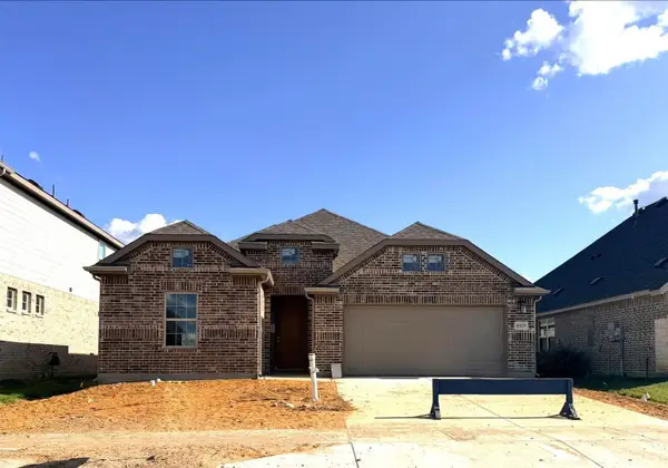 4929 Hitching Post Drive, Fort Worth, TX 76036