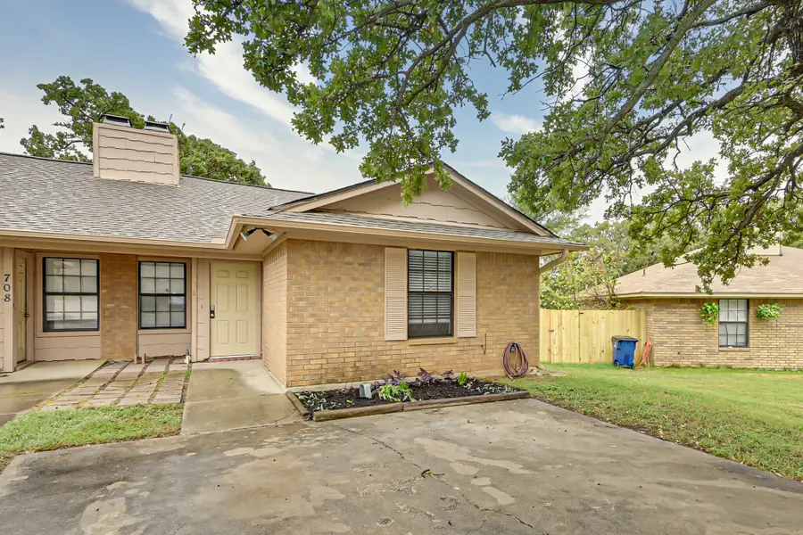 706 Woodland Court, Kennedale, TX 76060 - #3