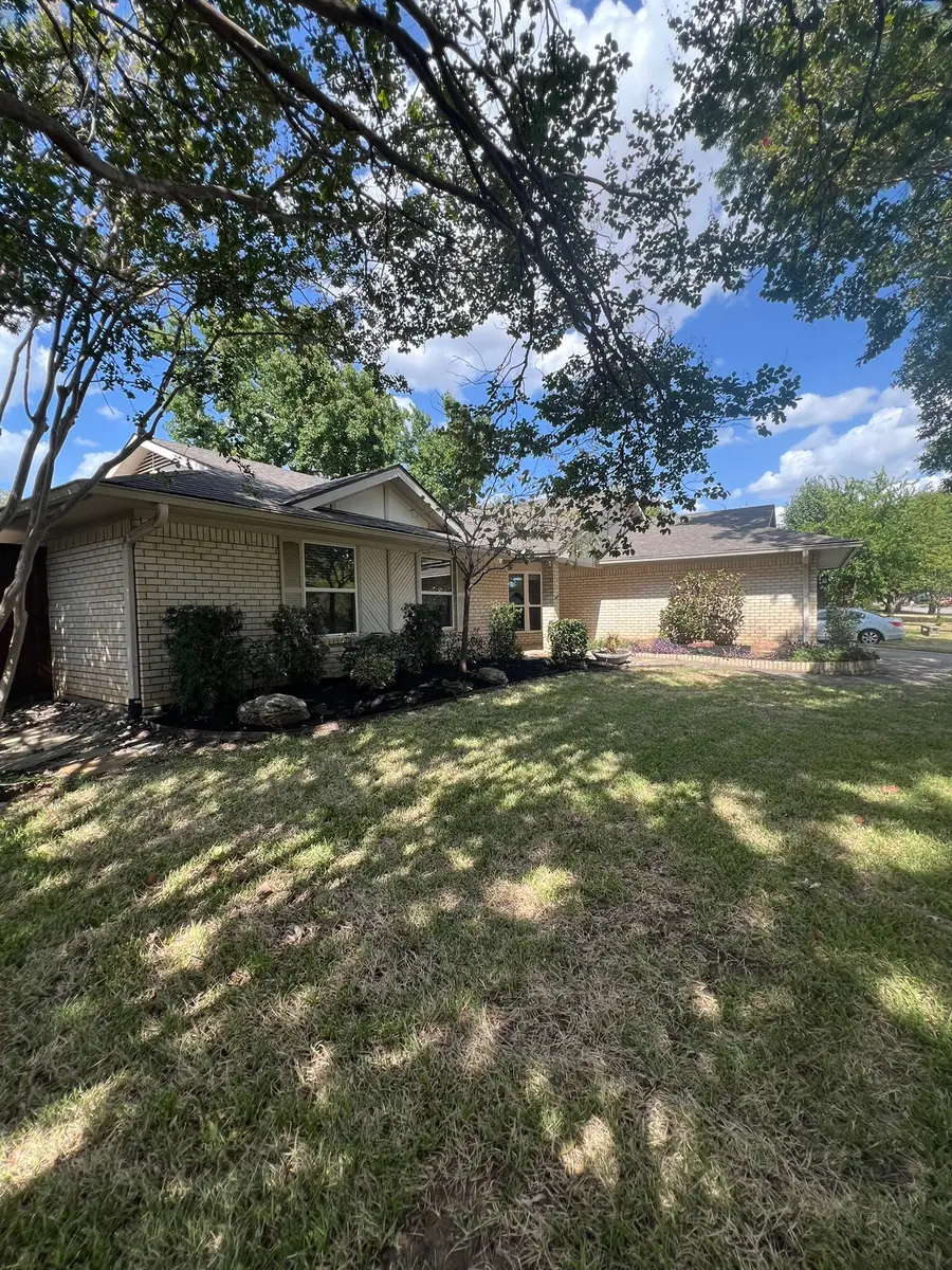 2846 Columbine Drive, Grapevine, TX 76051 - #3