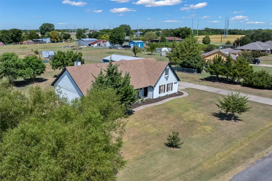 6560 Meadow Ridge Circle, Nevada, TX 75173 - #2